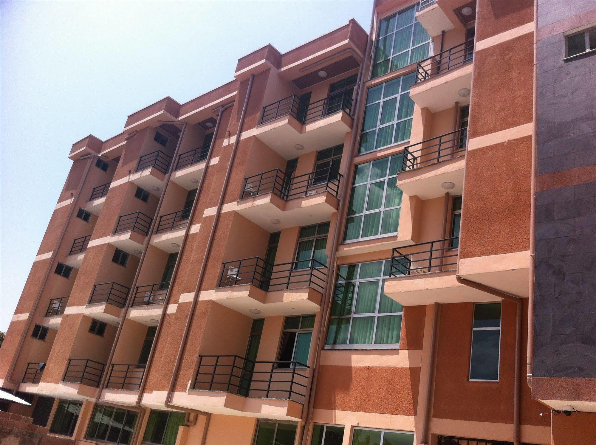 Addis Amba Hotel Bahir Dar Exterior foto