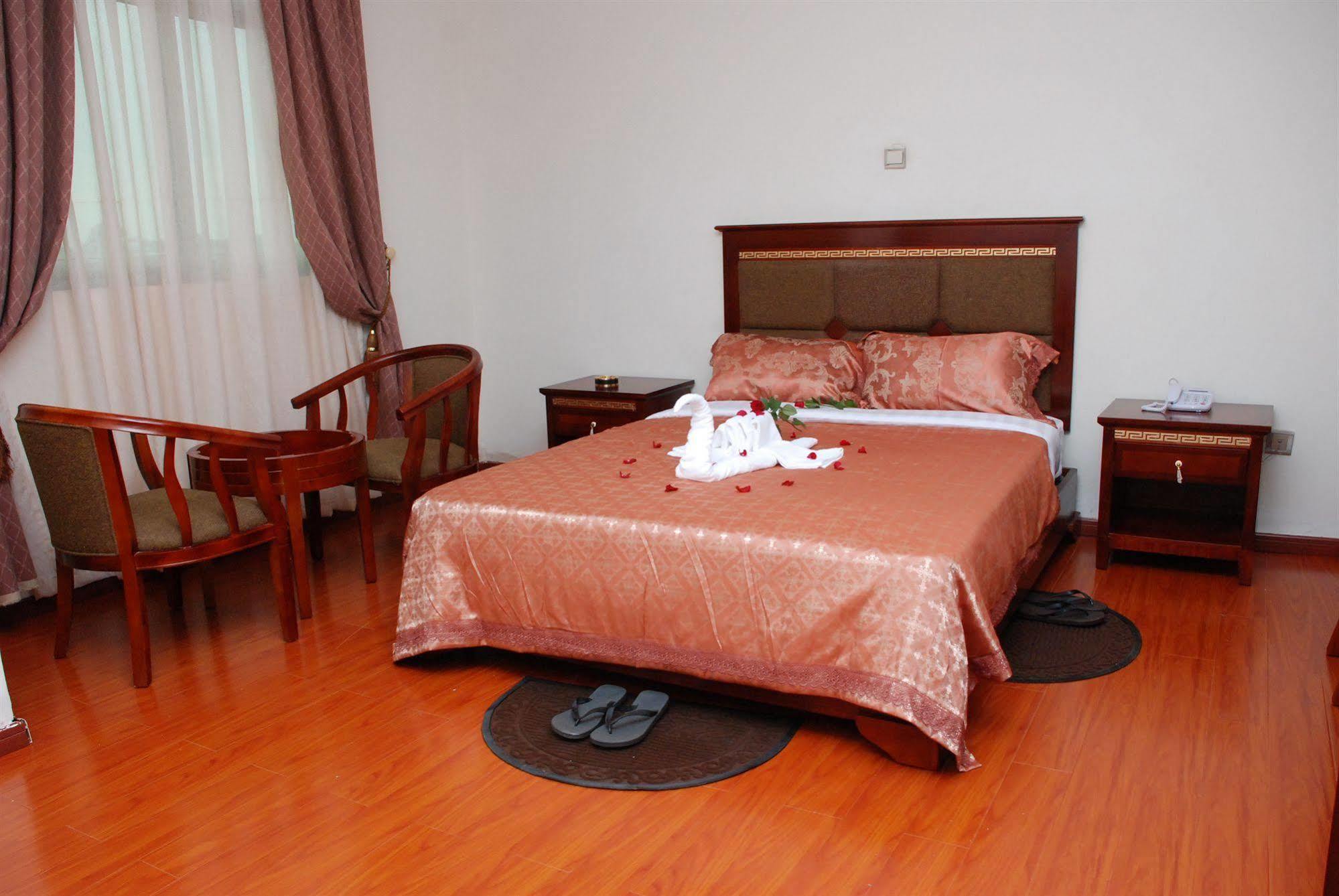 Addis Amba Hotel Bahir Dar Exterior foto